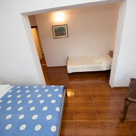 Apartament House