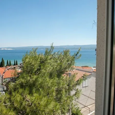 Apartament House *